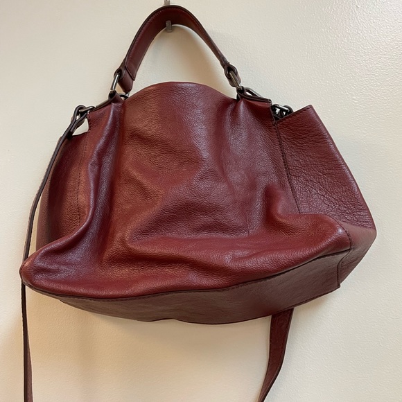 New Women’s Free People Crossbody Bag!🔥🔥🔥 - Picture 5 of 8